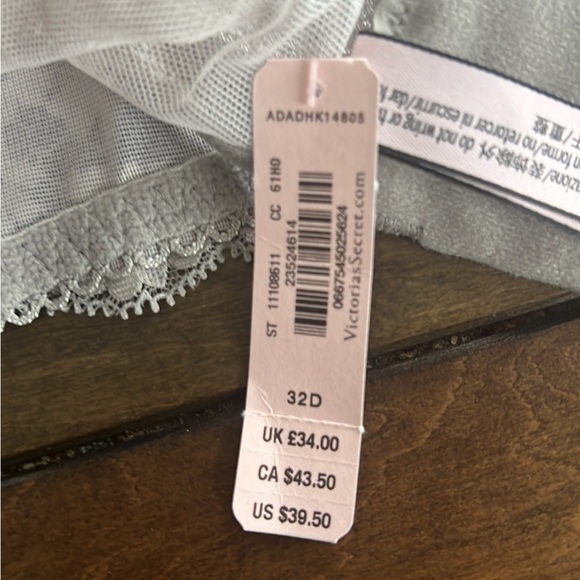 Victoria's Secret Beige Lace Set - Picture 5 of 6